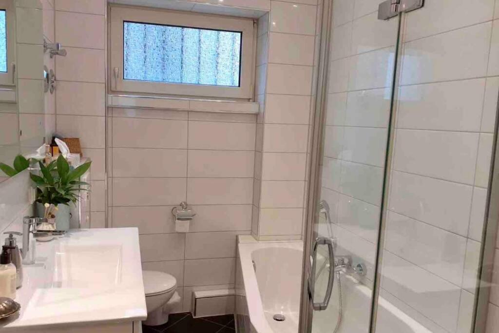 Home In The Heart Of Mannheim, Free Parking, Netflix, Fast Wifi Bagian luar foto
